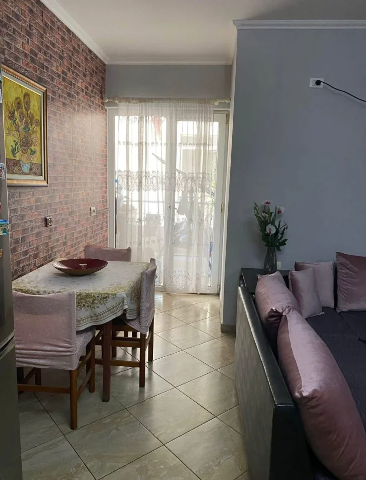 Tirane, shitet apartament 2+1+Aneks+Ballkon Kati 7, 101 m² 