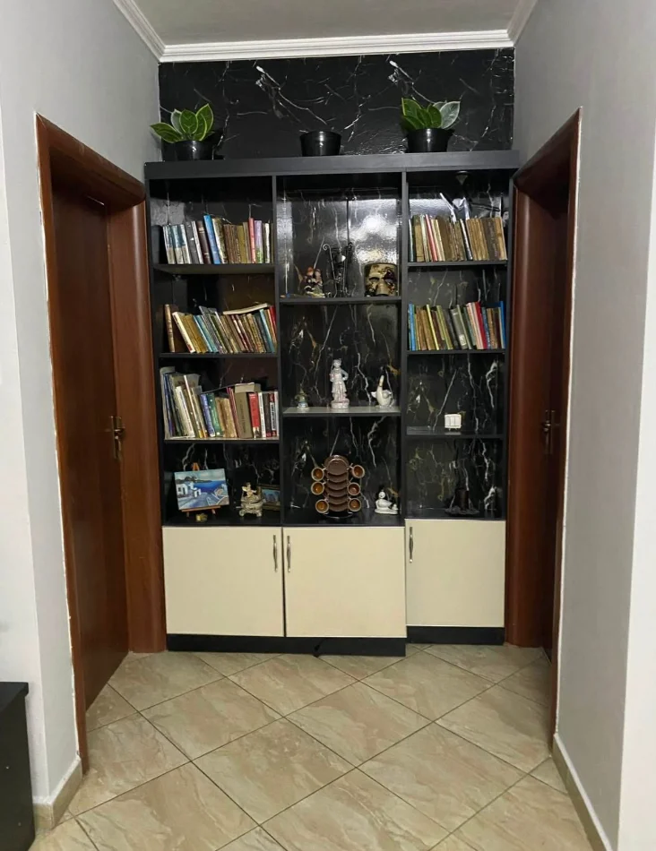 Tirane, shitet apartament 2+1+Aneks+Ballkon Kati 7, 101 m² 