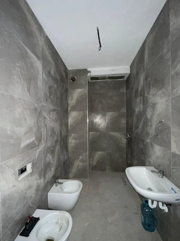 Tirane, shitet garsonier 1+1 Kati 4, 51 m² 91.600 € (Porta Tirana e Re)