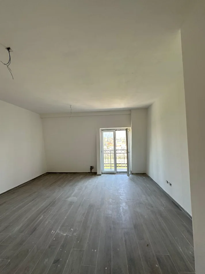 Tirane, shitet garsonier 1+1 Kati 4, 51 m² 91.600 € (Porta Tirana e Re)
