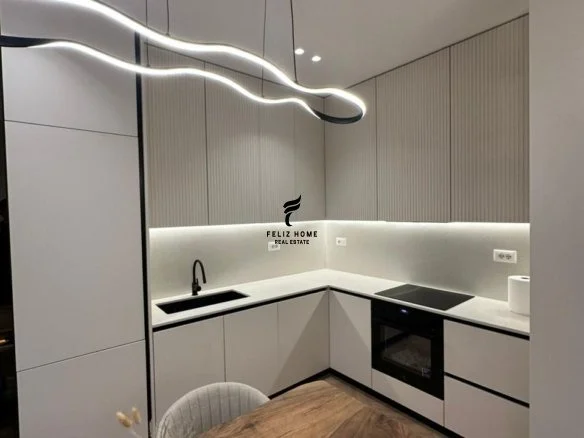 Tirane, jepet me qera apartament 2+1 Kati 6, 120 m² 1.800 € (RRUGA E KAVAJES)