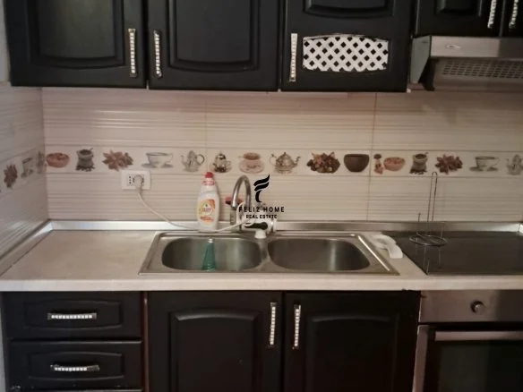 Tirane, jepet me qera zyre Kati 2, 70 m² 550 € (RRUGA E ELBASANIT)