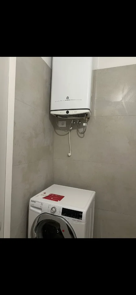 Tirane, jepet me qera apartament 2+1 Kati 4, 110 m² 500 € (Rruga 5 Maj)