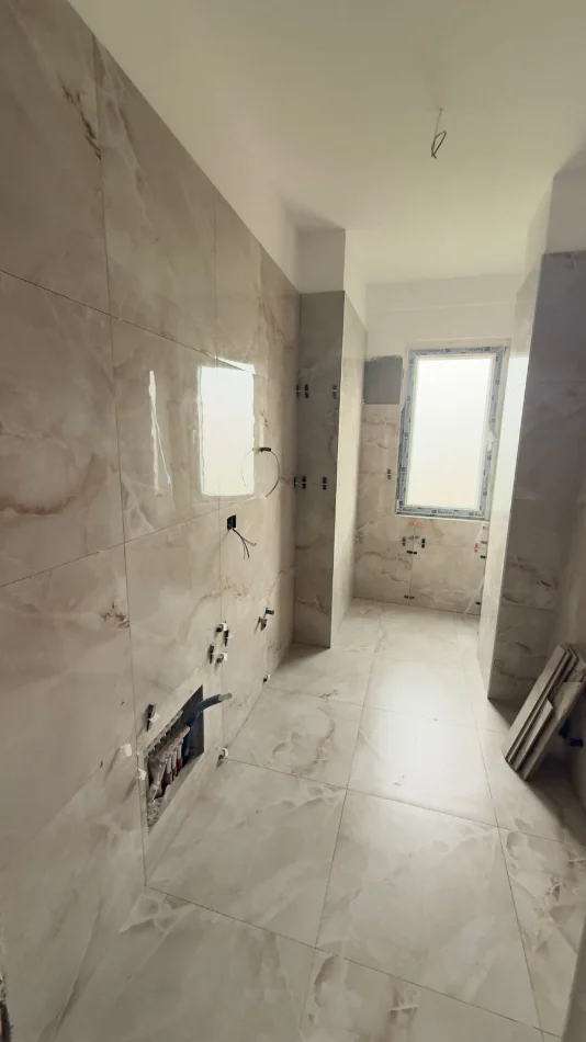 Shitet apartament 1+1, Kati 7, 65 m², 71.500 € ne Paskuqan