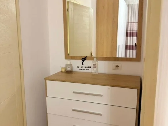 Tirane, jepet me qera apartament 2+1 Kati 7, 114 m² 600 € (ASTIR)