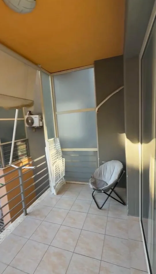 Jepet me qira apartament 2+1,  550 € ne Astir