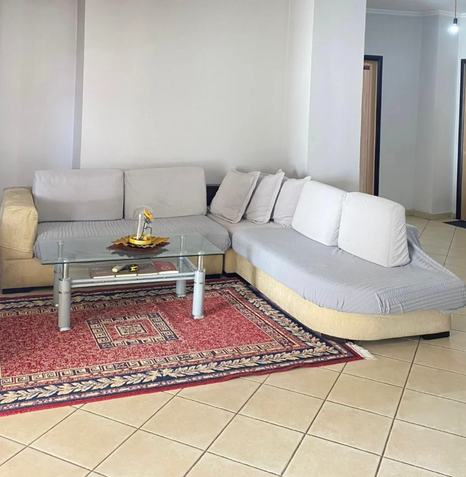 Tirane, shitet apartament 2+1 Kati 4, 95 m² & 62m2 Verande, Astir, prane Ozone, 190.000 Euro