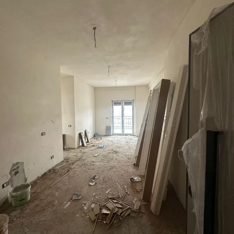 Tirane, shitet apartament 1+1+Ballkon , 77 m² 122.560 € (Porta Tirana e Re TEG)