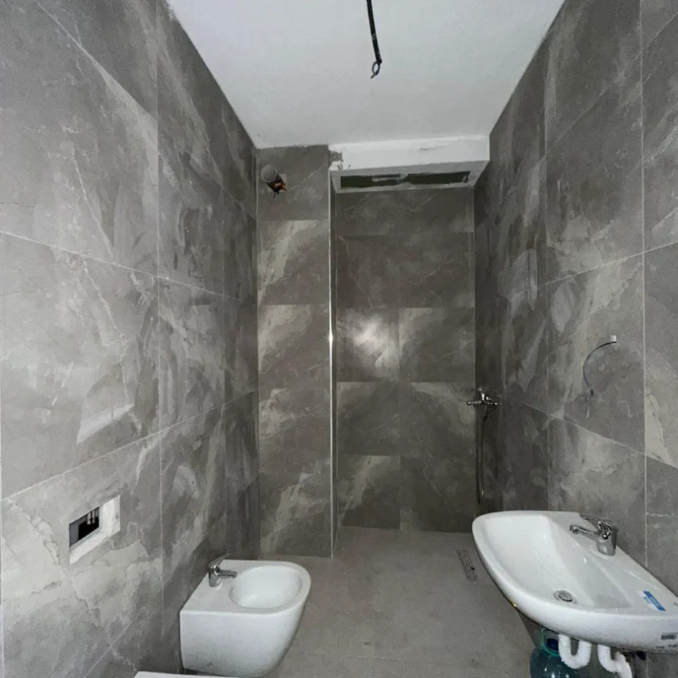 Tirane, shitet 1+1+Ballkon , 51 m² 91.600 € (Porta Tirana e Re TEG)