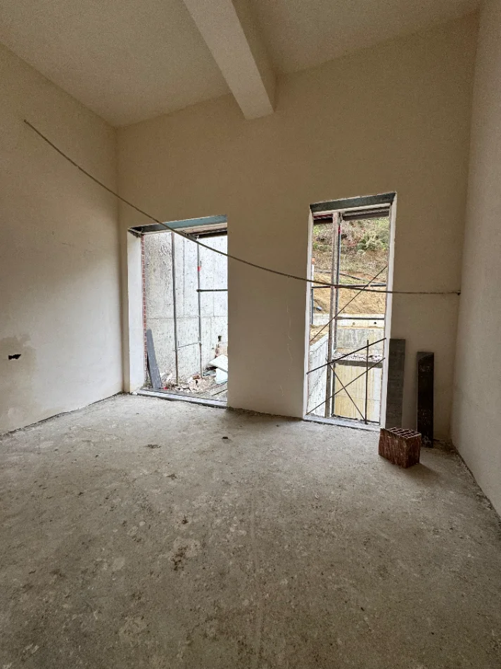 Tirane, shitet apartament 2+1 Kati 1, 82 m² 190.000 € (KODRA E DIELLIT)