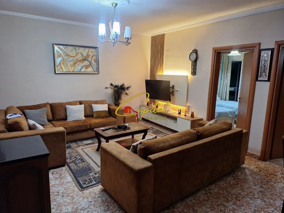 Tirane, jepet me qera apartament 2+1 Kati 3, 94 m² 600 € (DON BOSKO)