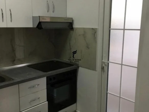 Tirane, jepet me qera apartament 1+1 Kati 2, 60 m² 450 € (XHAMLLIKU)