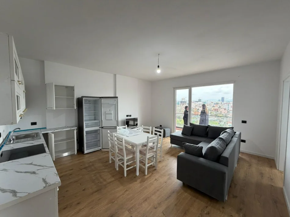 Tirane, jepet me qera apartament 2+1 Kati 6, 450 € 