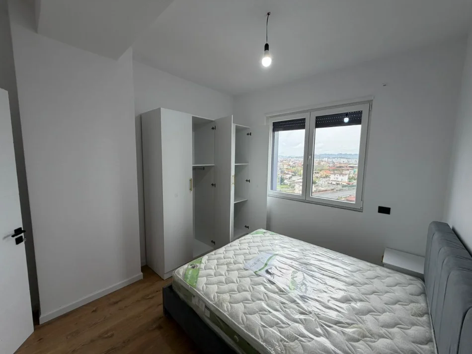 Tirane, jepet me qera apartament 2+1 Kati 6, 450 € 