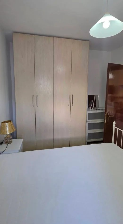 🏠 Jepet me Qira Apartament 1+1 tek Ish Fusha e Aviacionit, 450 Euro