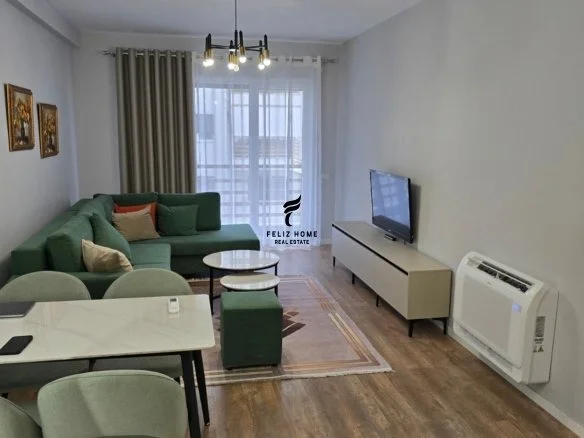 Tirane, jepet me qera apartament 1+1 Kati 6, 82 m² 650 € (ZOGU I ZI)