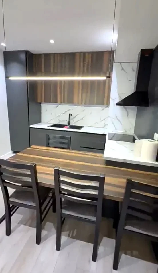 Jepet me qira apartament 1+1, 75 m² , 600 € ne Astir