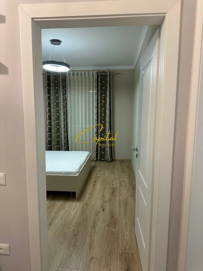 Tirane, jepet me qera apartament 1+1 Kati 6, 62 m² 400 € (ASTIR)