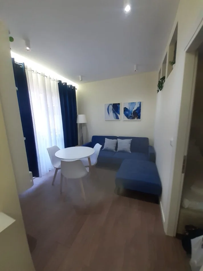 Tirane, jepet me qera apartament 1+1 Kati 3, 35 m² 490 € (Mine Peza)