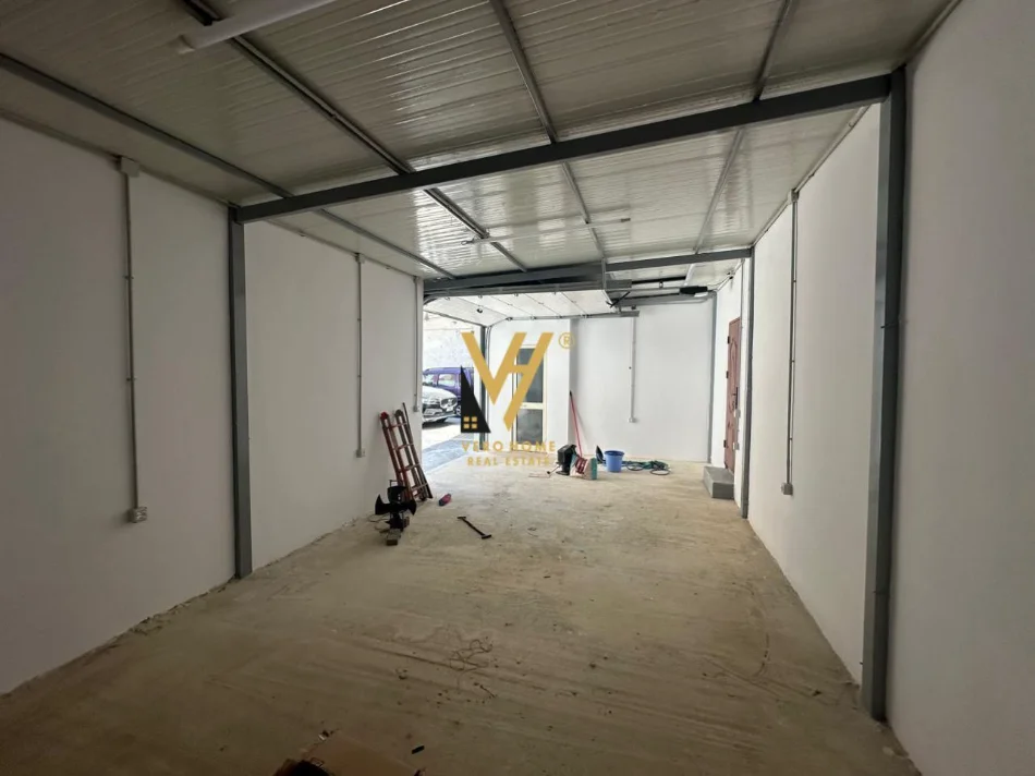 Tirane, jepet me qera magazine Kati 0, 50 m² 520 € (RRUGA MUHAMET GJOLLESHA)