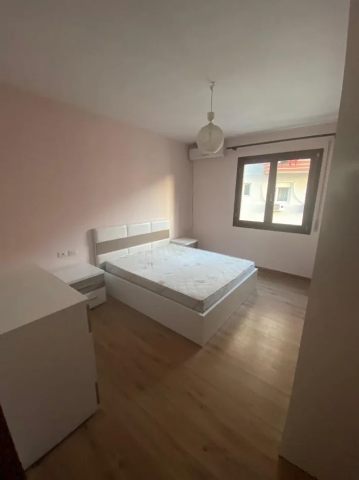 Tirane, shes apartament 1+1 , 73 m² 130.000 € 