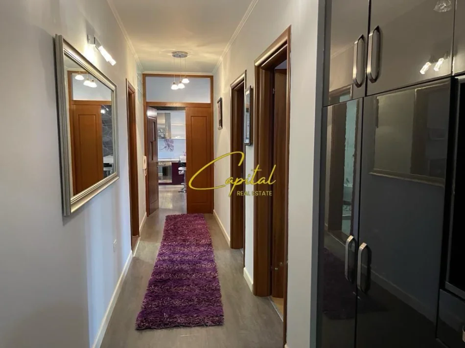 Tirane, shitet apartament 2+1 Kati 2, 106 m² 155.000 € (YZBERISHT)