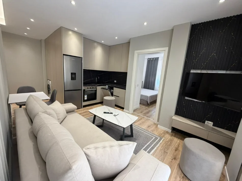 Tirane, jepet me qera apartament 1+1 Kati 3, 