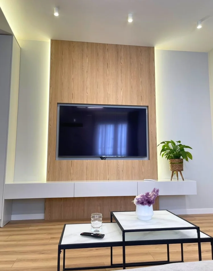 Tirane, jepet me qera apartament 1+1+Aneks+Ballkon Kati 2, 70 m² 1.150 € 