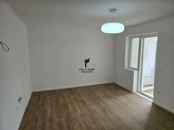 Tirane, shitet apartament 1+1 Kati 3, 50 m² 115.000 € (TREGU ELEKTRIK)