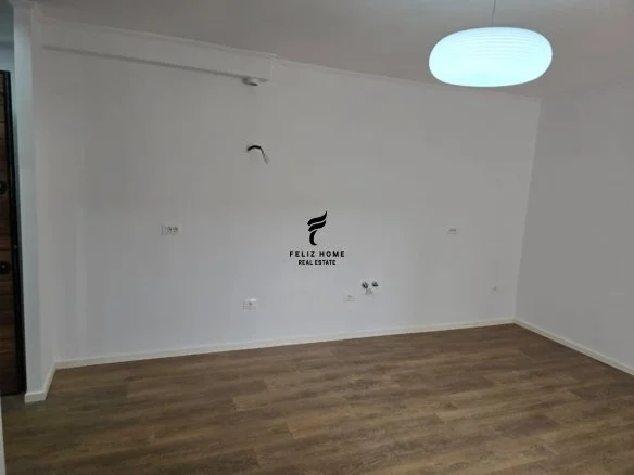 Tirane, shitet apartament 1+1 Kati 3, 50 m² 115.000 € (TREGU ELEKTRIK)