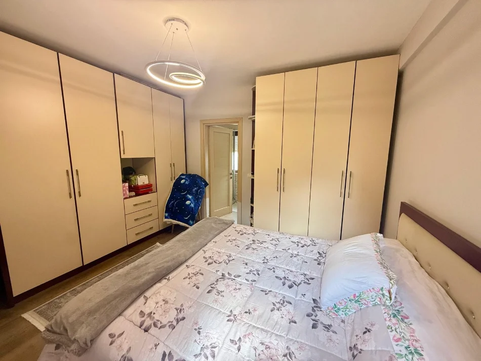 Tirane, shitet apartament 3+1 Kati 2, 120 m² 345.000 € (Kopshti botanik)