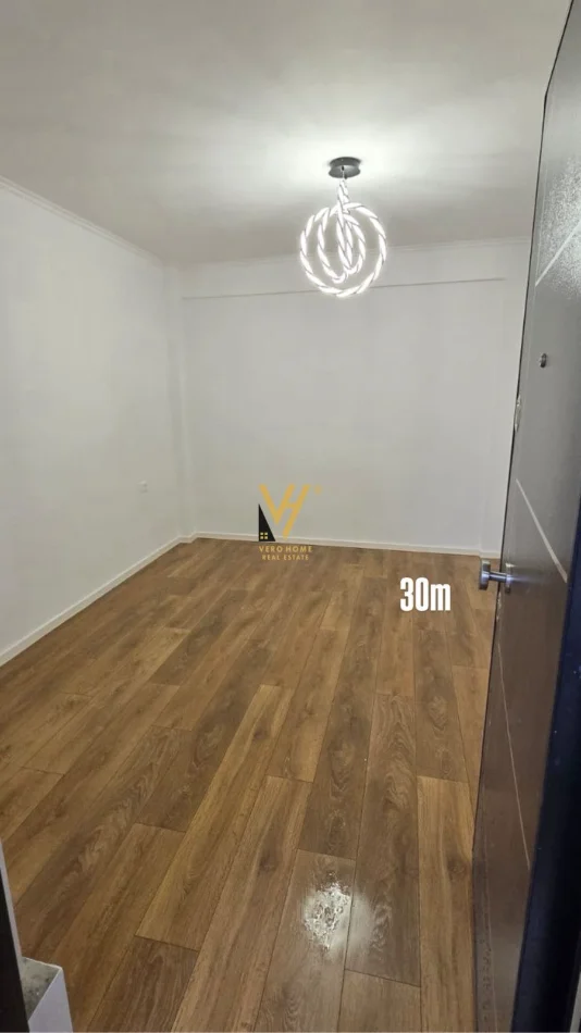 Tirane, shitet garsonier Kati 1, 30 m² 87.000 € (STADIUMI DINAMO)