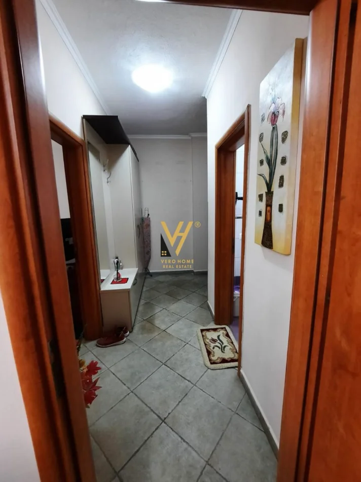 Tirane, shitet apartament 1+1+Ballkon Kati 2, 75 m² 144.200 € (KOMUNA E PARISIT)