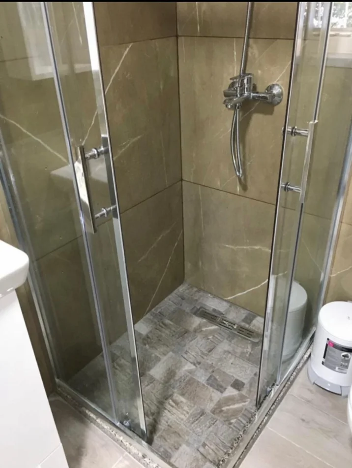 Tirane, jepet me qera apartament 1+1+Ballkon Kati 2, 65 m² 550 € 