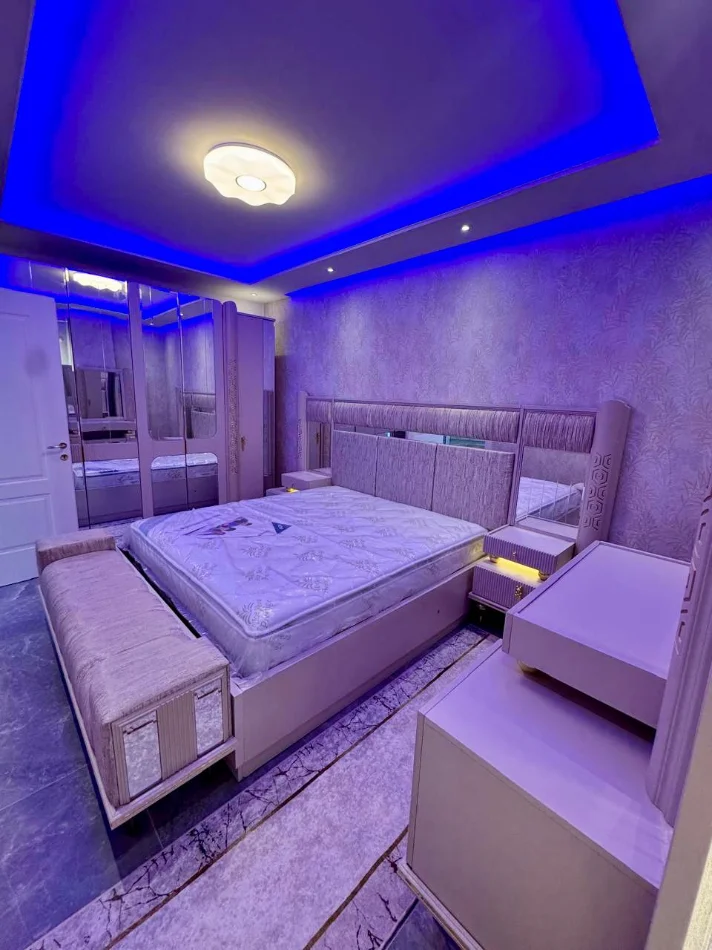 Tirane, jepet me qera apartament 1+1 Kati 8, 500 € 