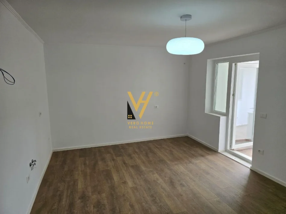 Tirane, shitet apartament 1+1+Ballkon Kati 3, 50 m² 115.000 € (ALI DEMI)
