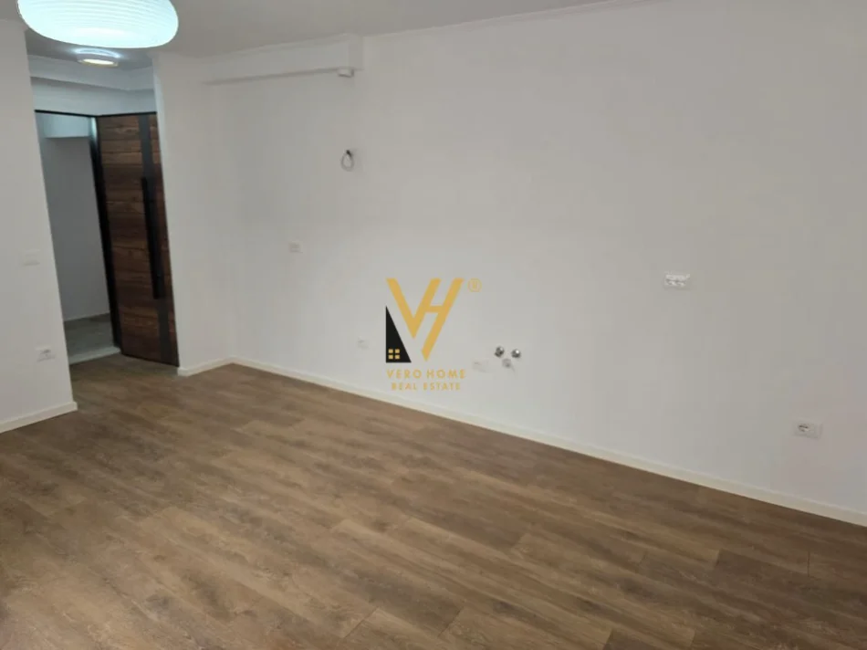 Tirane, shitet apartament 1+1+Ballkon Kati 3, 50 m² 115.000 € (ALI DEMI)