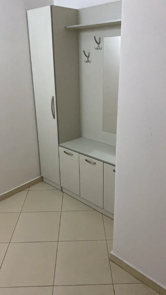 Tirane, jepet me qera apartament 2+1 Kati 3, 96 m² 540 € (MARKET XHANGOLLI)