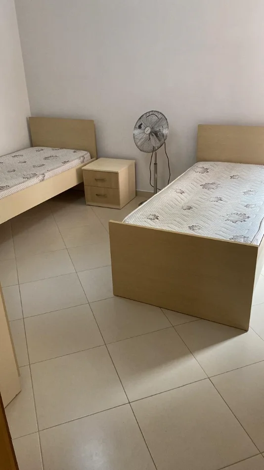 Tirane, jepet me qera apartament 2+1 Kati 3, 96 m² 540 € (MARKET XHANGOLLI)