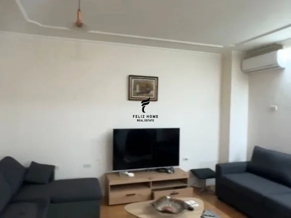 Tirane, jepet me qera apartament 2+1 Kati 2, 85 m² 800 € (BLLOK)