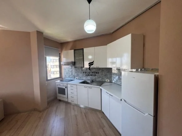 Tirane, jepet me qera apartament 1+1 Kati 4, 70 m² 500 € (STACIONI I TRENIT)