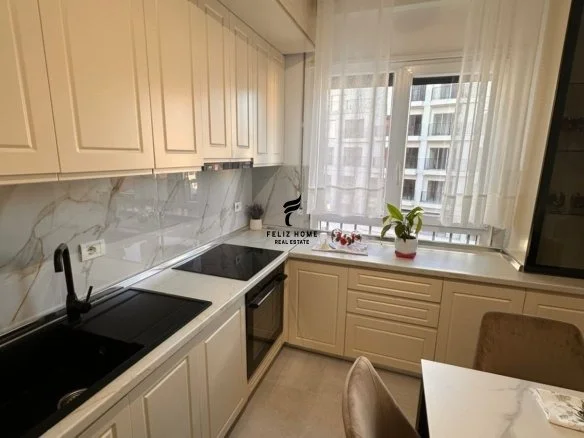 Tirane, jepet me qera apartament 2+1 Kati 6, 100 m² 1.000 € (PAZARI I RI)