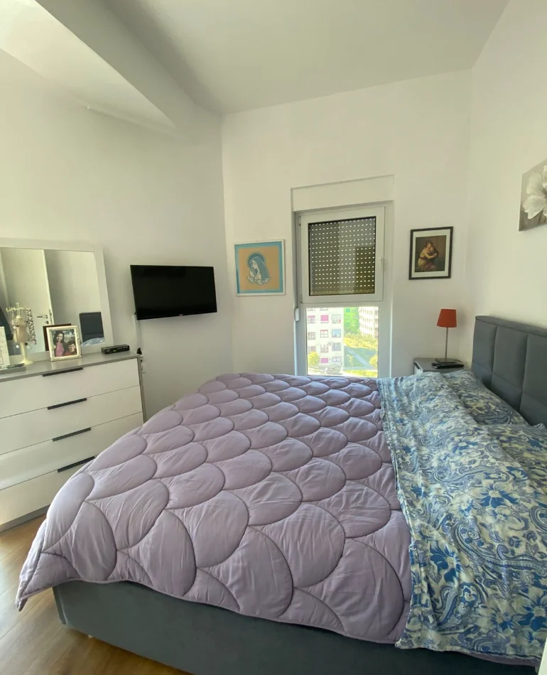 Tirane, shitet apartament 1+1+Aneks+Ballkon Kati 5, 60 m² 125.000 € (Ali Demi)