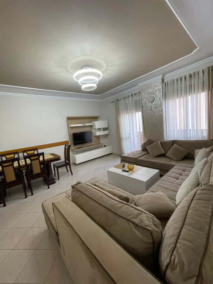 Tirane, jepet me qera apartament 2+1 Kati 6, 98 m² 750 € (RRUGA E KAVAJES)