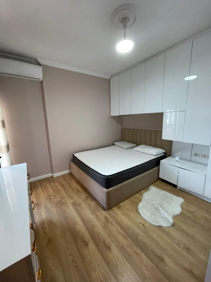 Tirane, jepet me qera apartament 2+1 Kati 6, 98 m² 750 € (RRUGA E KAVAJES)