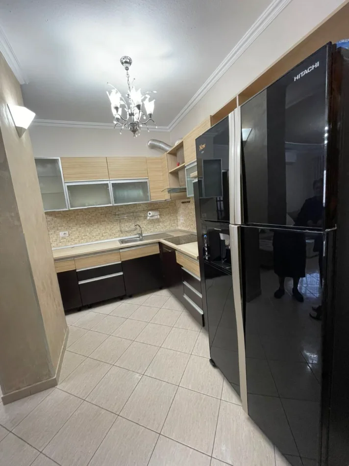 Tirane, jepet me qera apartament 2+1 Kati 6, 98 m² 750 € (RRUGA E KAVAJES)