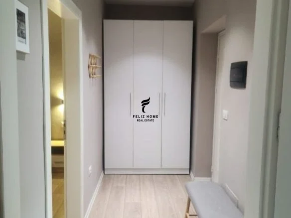 Tirane, jepet me qera apartament 1+1 Kati 2, 65 m² 650 € (MYSLYM SHYRI)