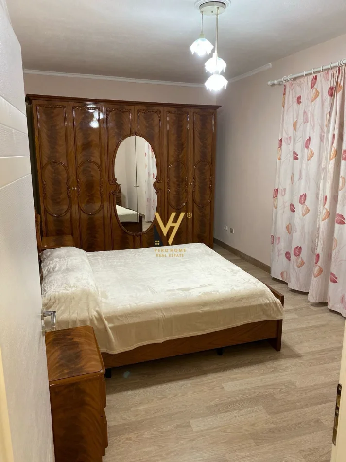 Tirane, shitet apartament 2+1+Ballkon Kati 3, 109 m² 225.000 € (ISH AMBASADA JUGOSLLAVE)