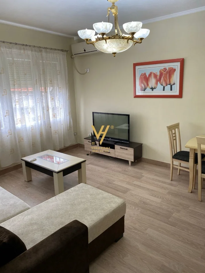 Tirane, shitet apartament 2+1+Ballkon Kati 3, 109 m² 225.000 € (ISH AMBASADA JUGOSLLAVE)