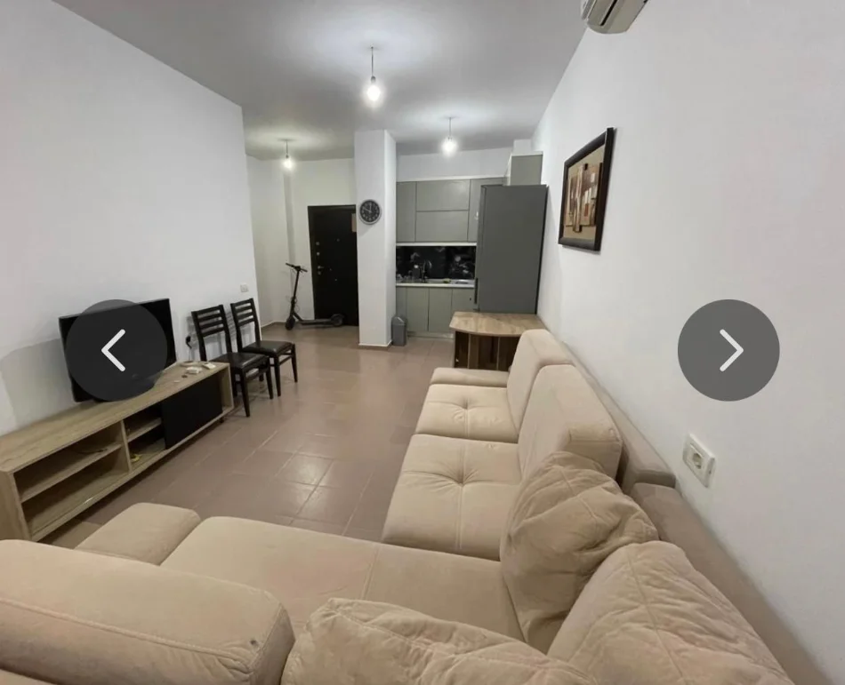 Tirane, jepet me qera apartament 1+1 Kati 7, 70 m² 420 € 